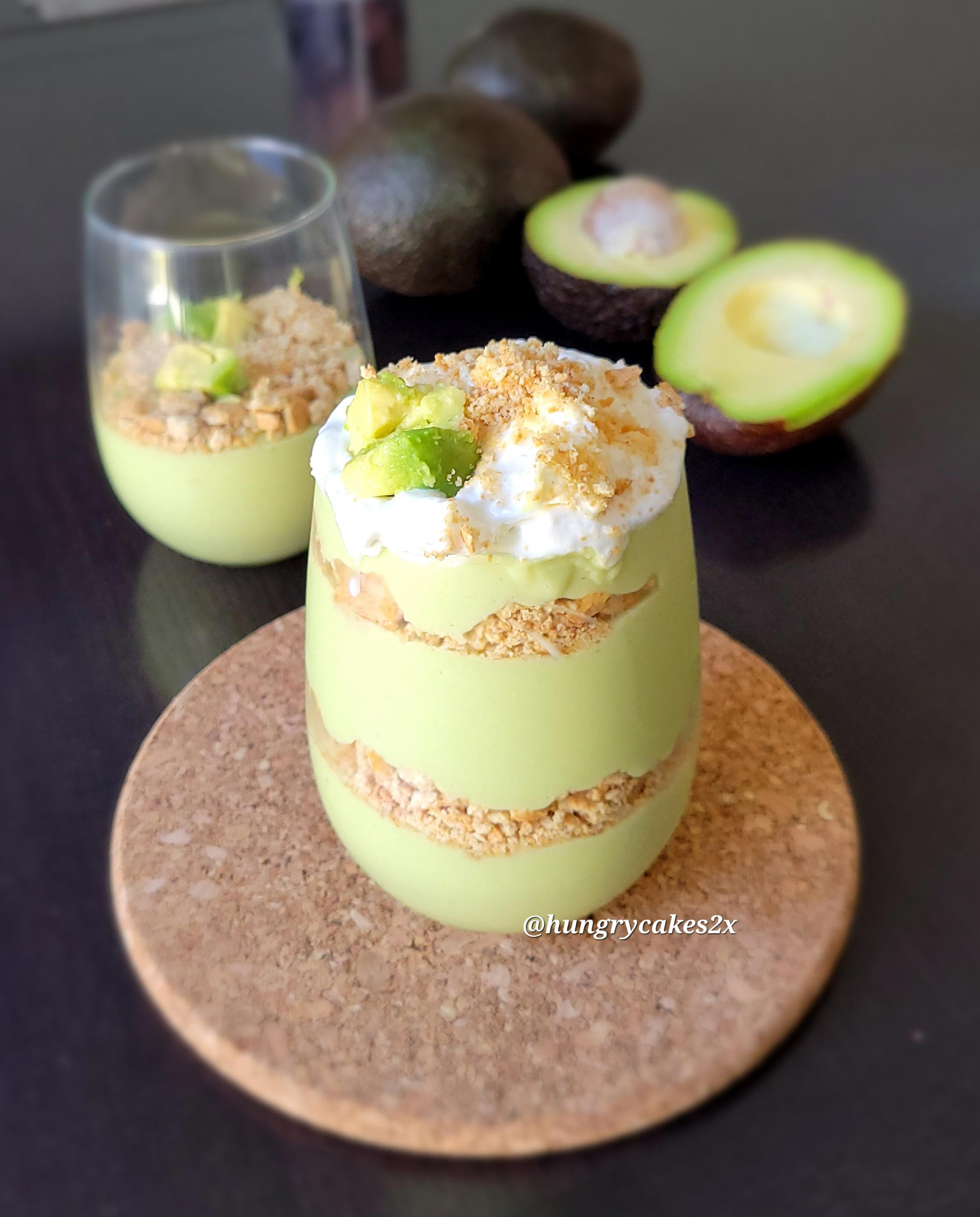 AVOCADO GRAHAM SHAKE