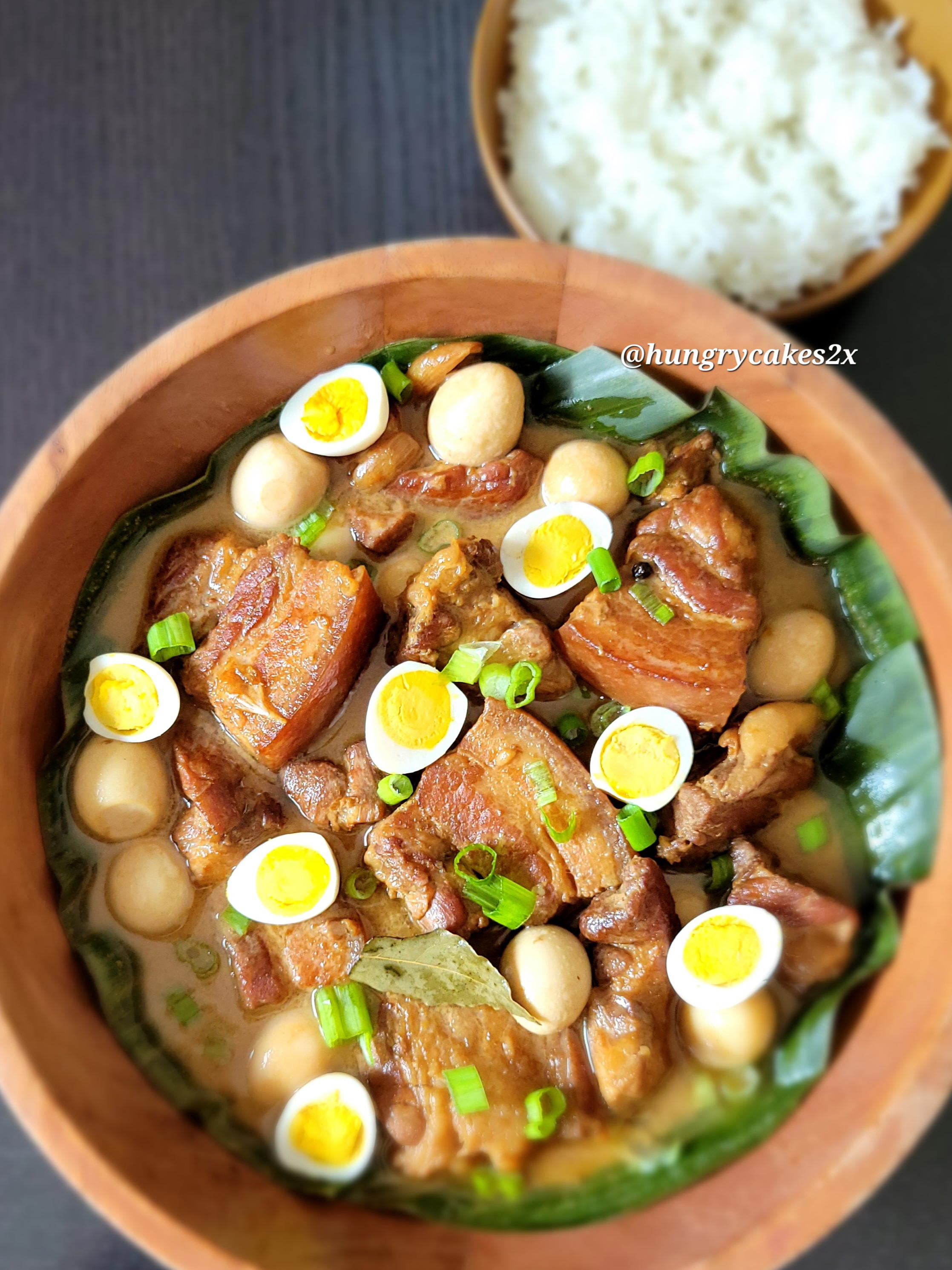 PORK ADOBO SA GATA