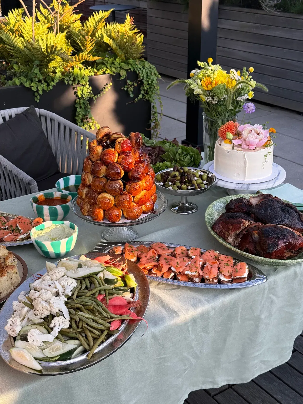 Bagel Bites with Smoked Salmon