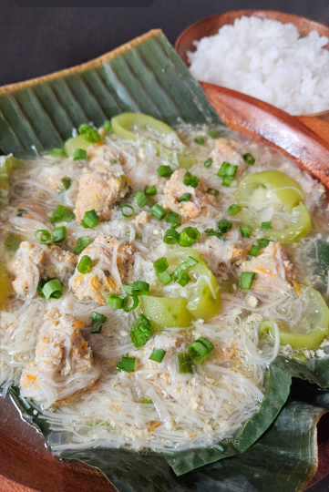 ALMONDIGAS with MISUA