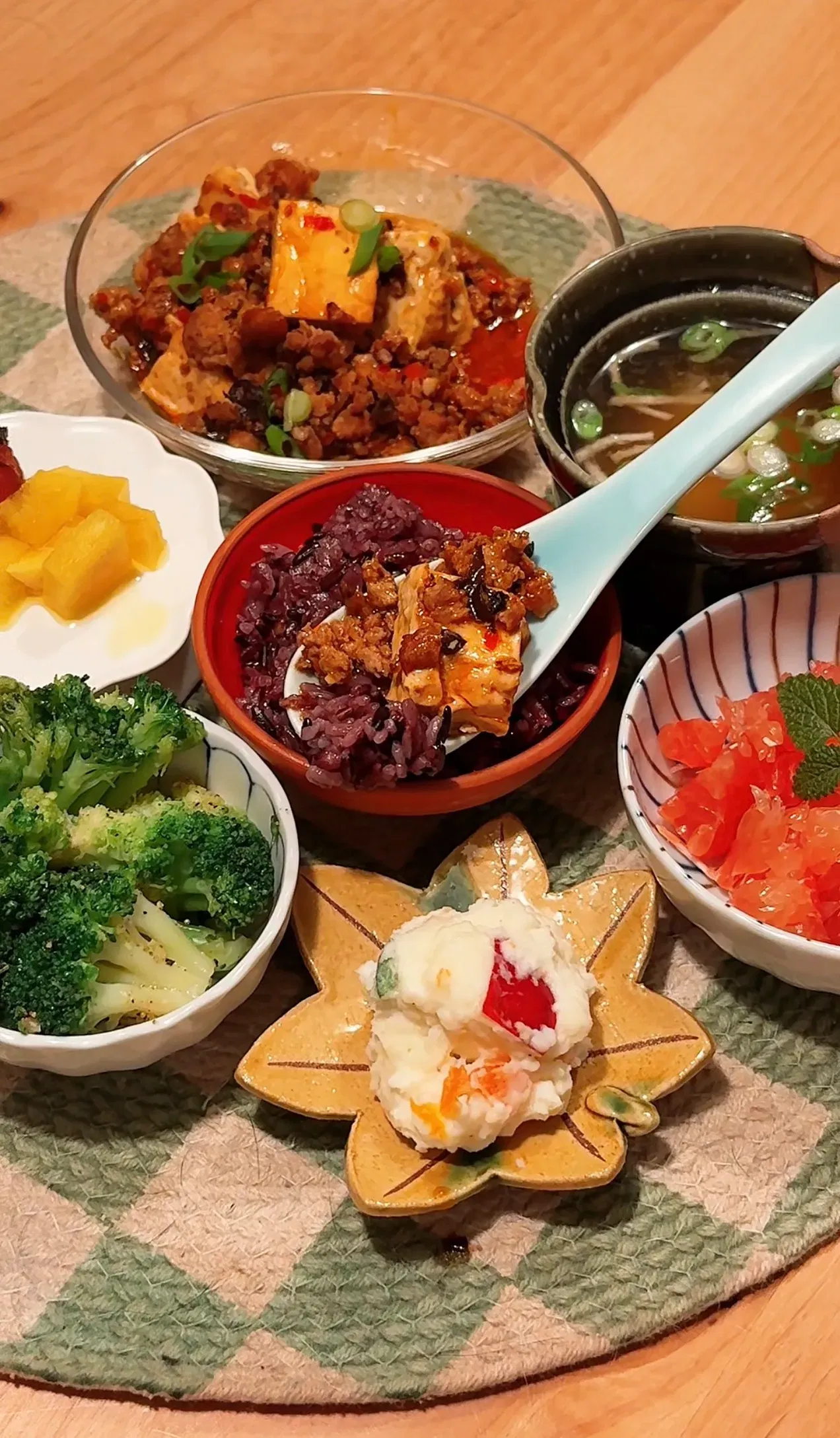 Acne-soothing Pork, Tofu and Mushroom Meal