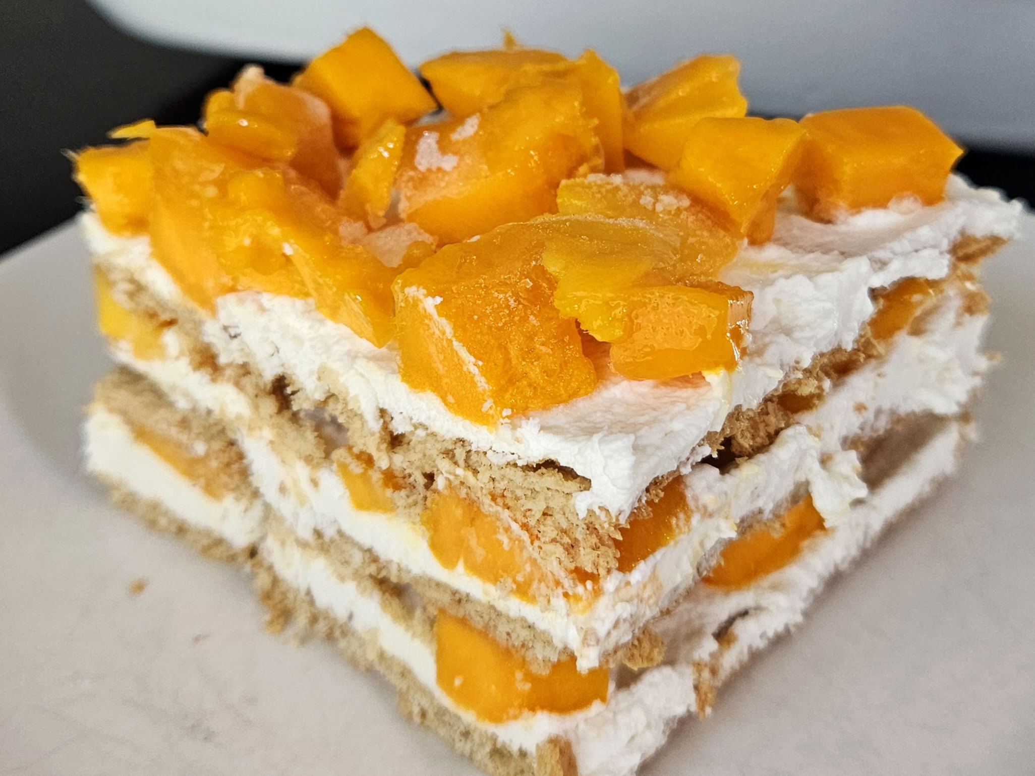 MANGO FLOAT (Ice Box Cake)