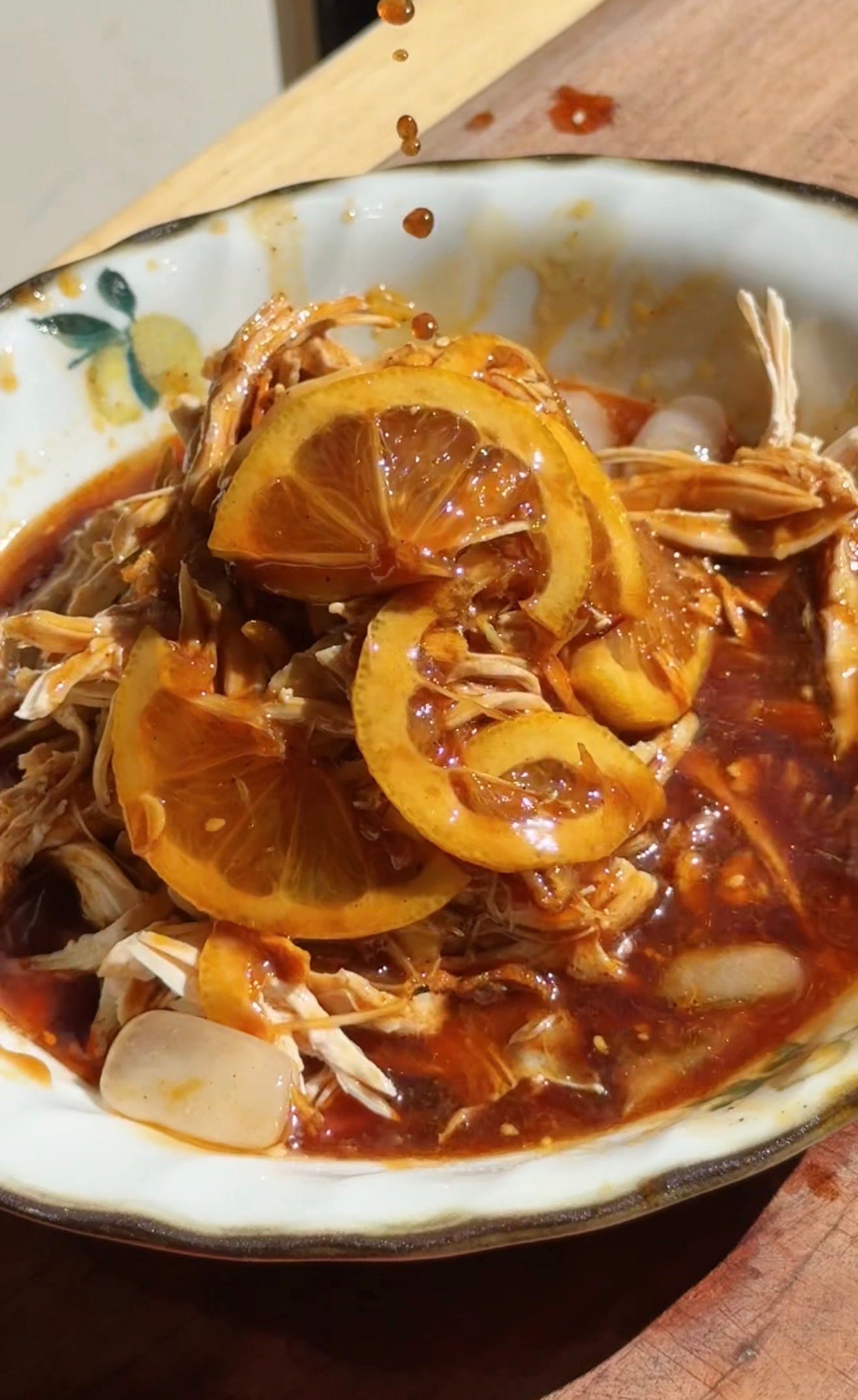 Chili Oil Shredded Chicken and Cucumber