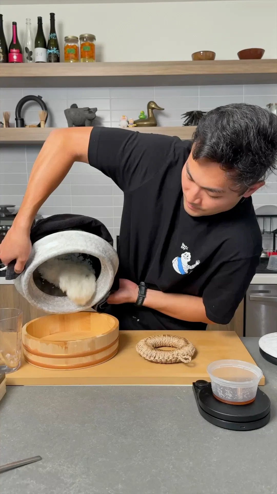 Sushi Su (すし酢)