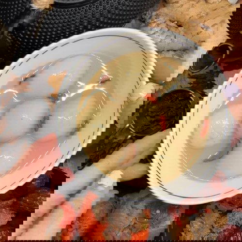 Medicinal Milk Tea Tang Yuan (汤圆)