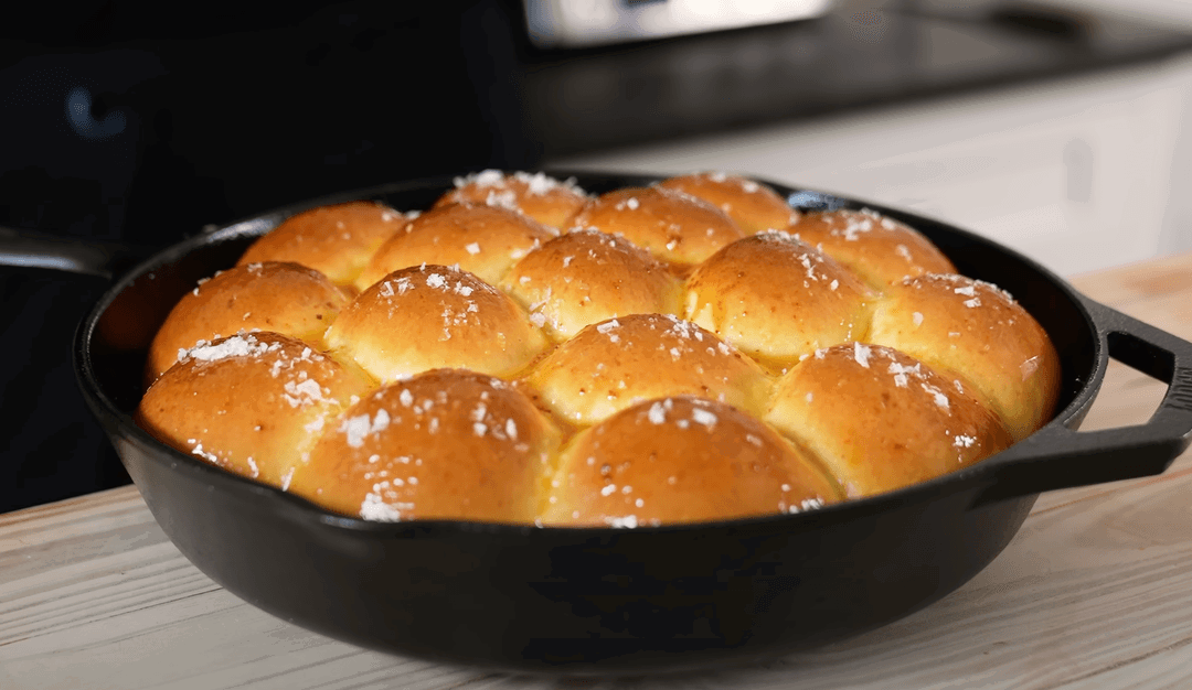 Sichuan Honey Garlic Rolls