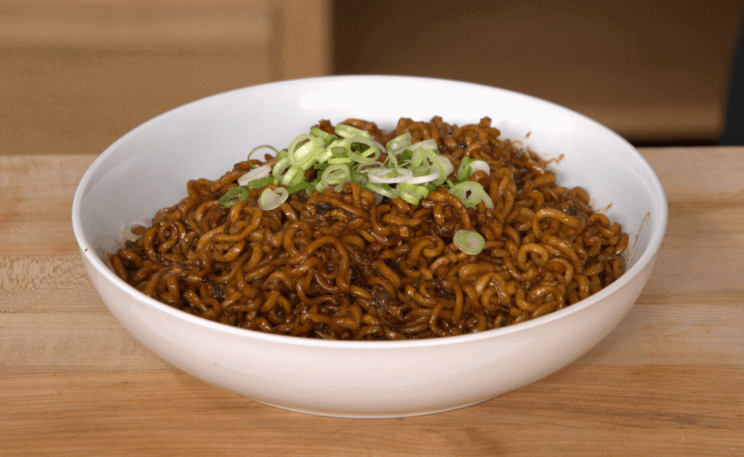 Fried Rice-Style Instant Noodles