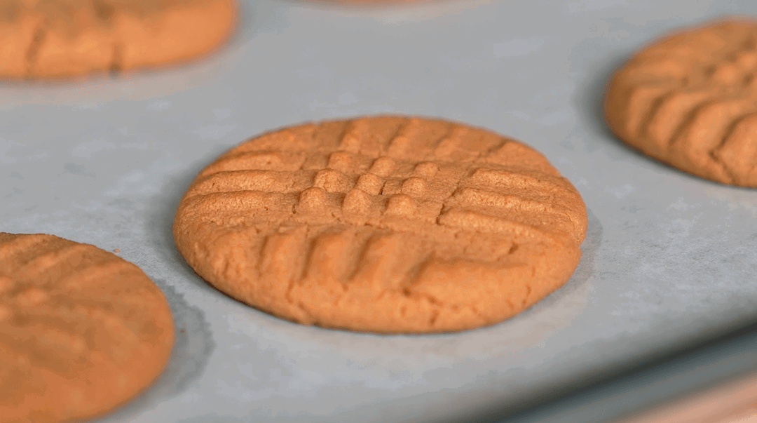 The Easiest Peanut Butter Cookies (3 Ingredients)