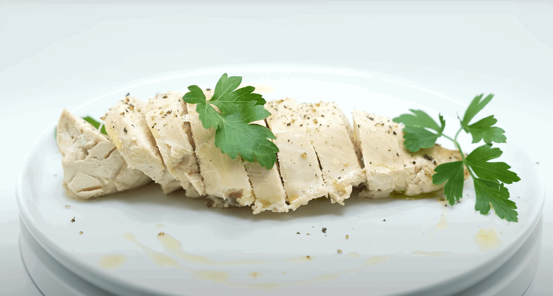 Simple Poached Chicken Breast