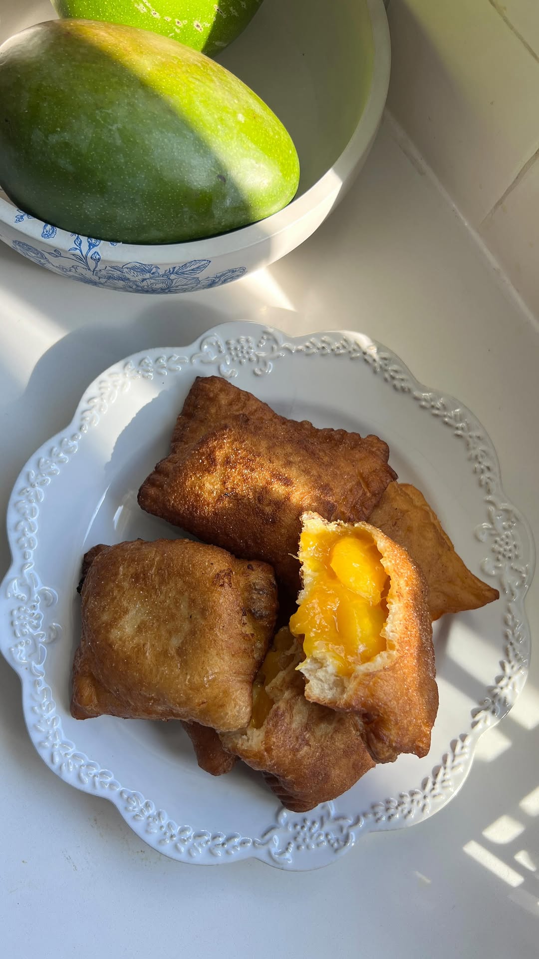 Mango Peach Pie