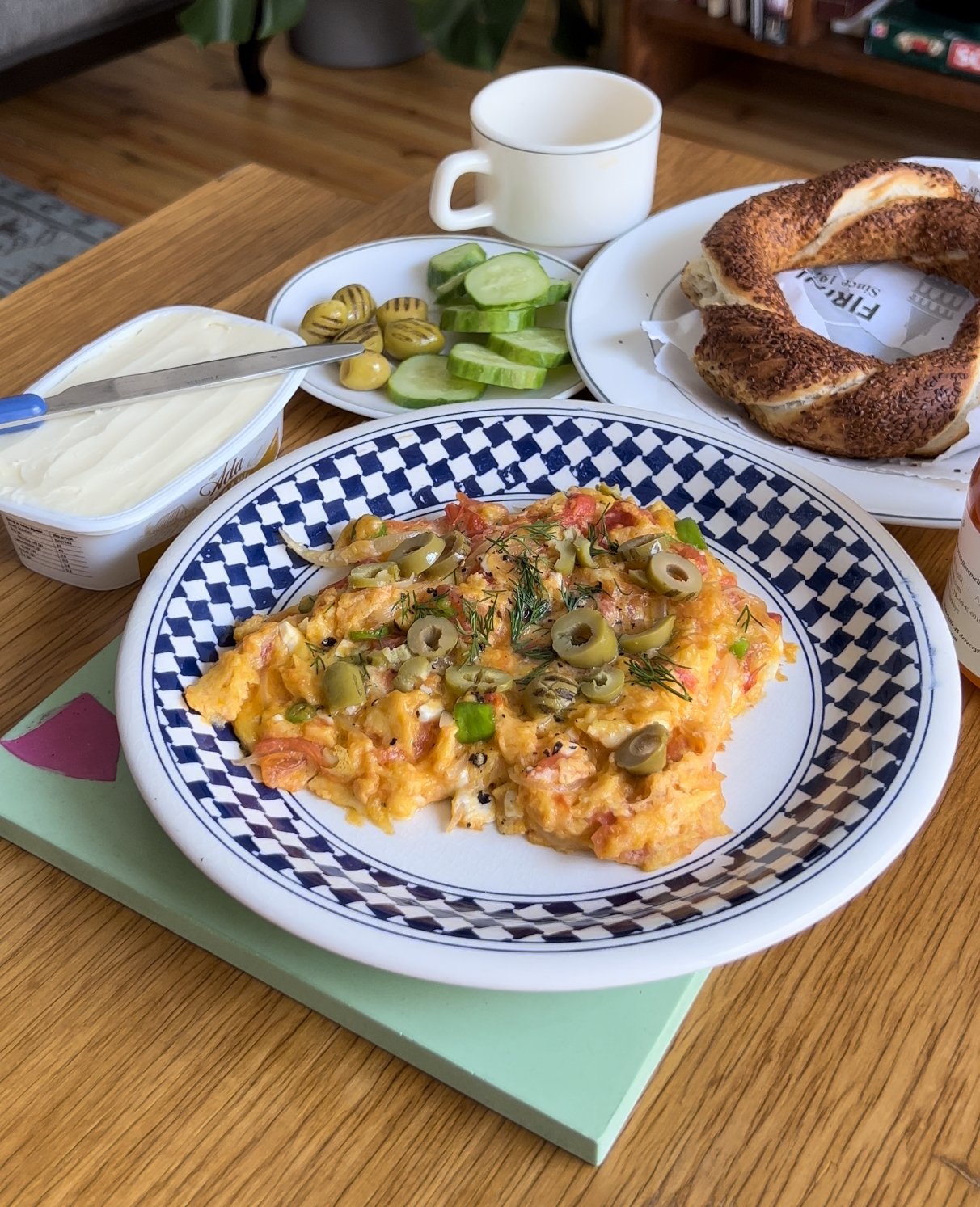 Healthy Breakfast Idea: Menemen