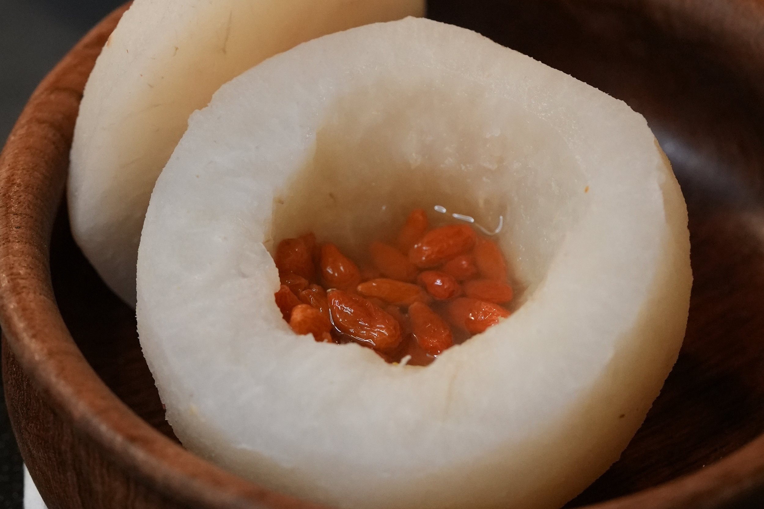 Steamed Pear for Winter